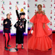 Illustration for article titled The 2018 Latin Grammys Red Carpet Was Positively Dripping With Glamour (Drip Drip)